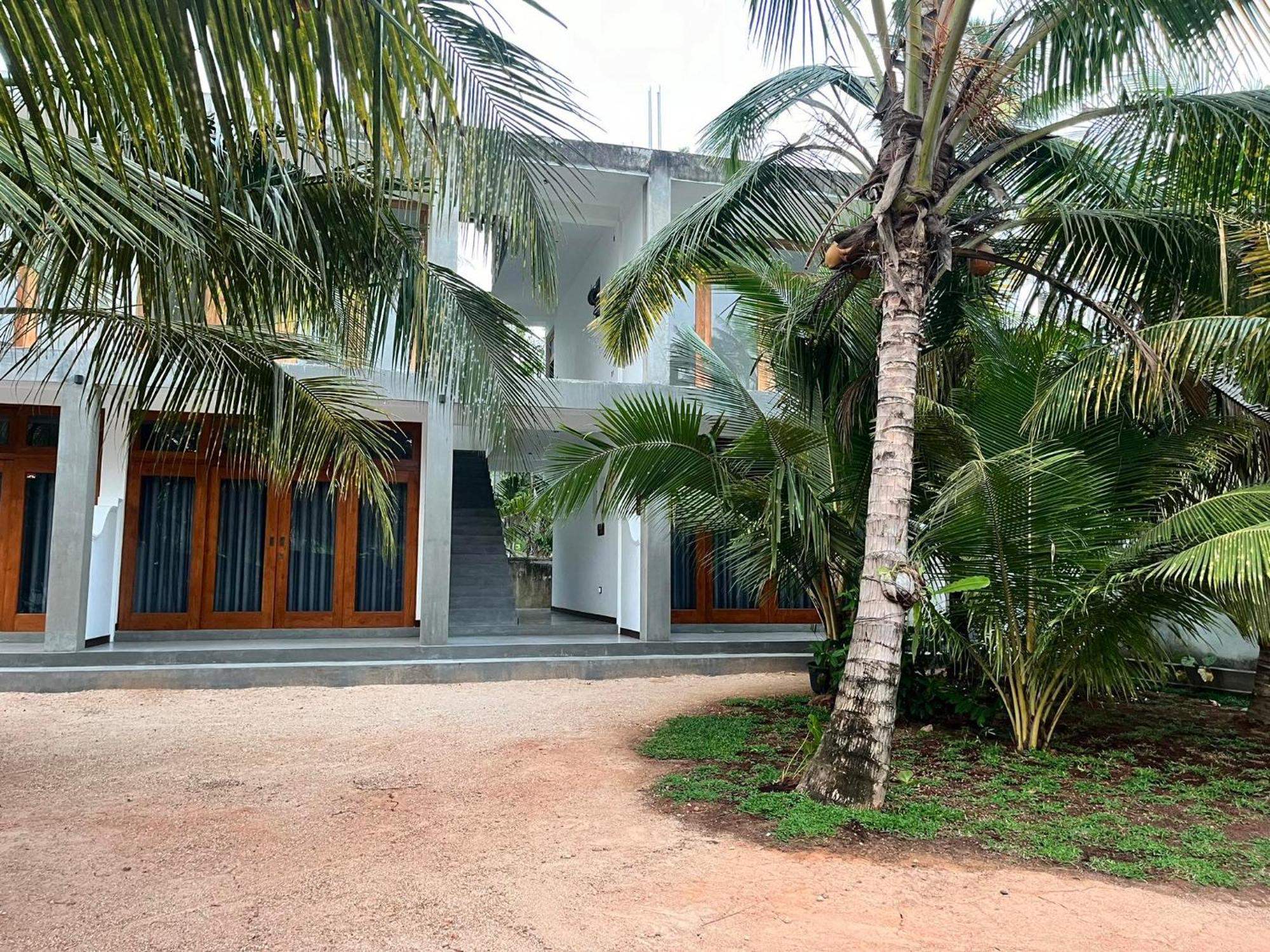 New Ocean Breeze Madiha Hotel Matara Exterior foto